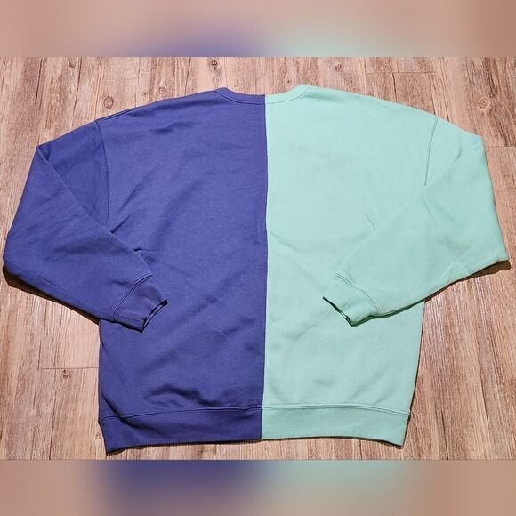 Wild fable New York Crewneck Sweater size XL - Picture 3 of 3